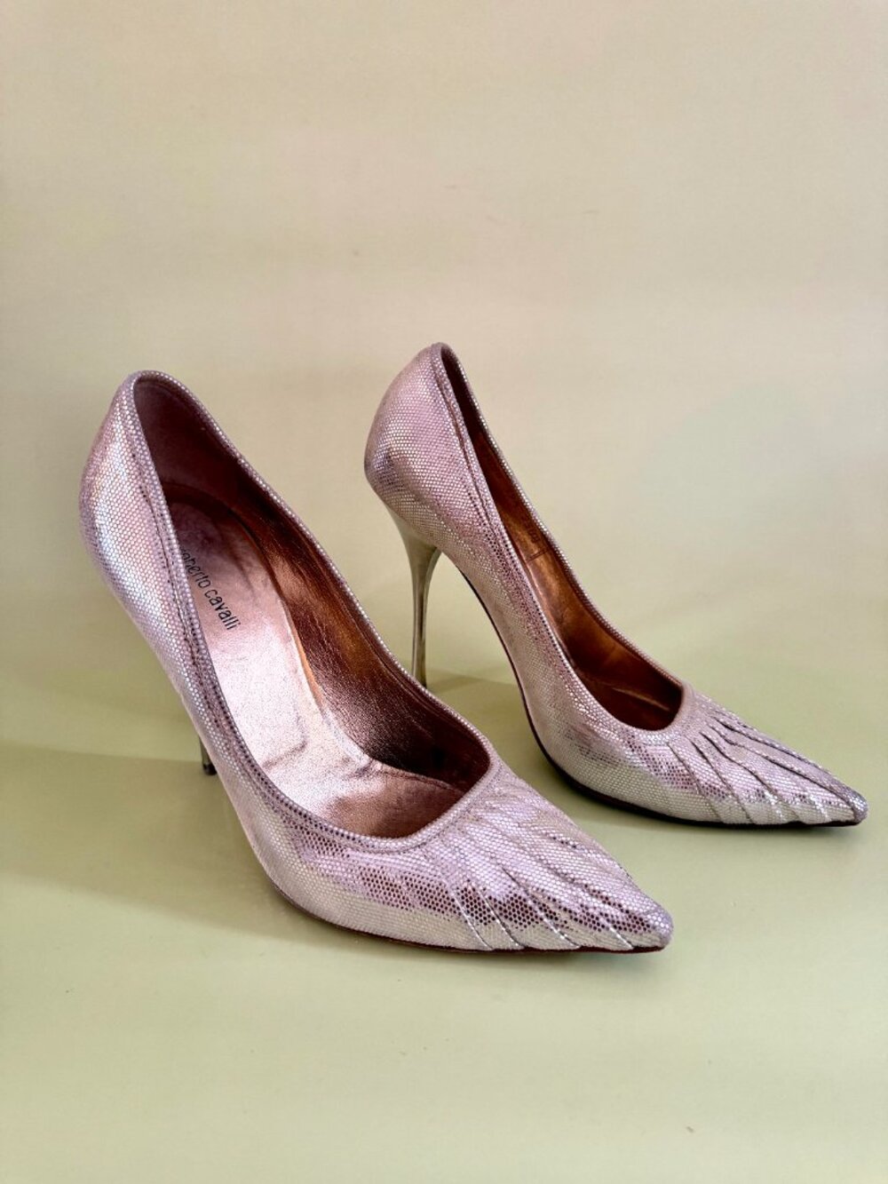 Roberto Cavalli Pink Lizard Metallic Curved Heel Pumps Italy 39.5 US 9 - Picture 4 of 8